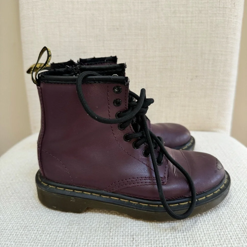 Dr. Martens Delaney Girls Leather Lace Up Combat Boot Cherry Red Size 12